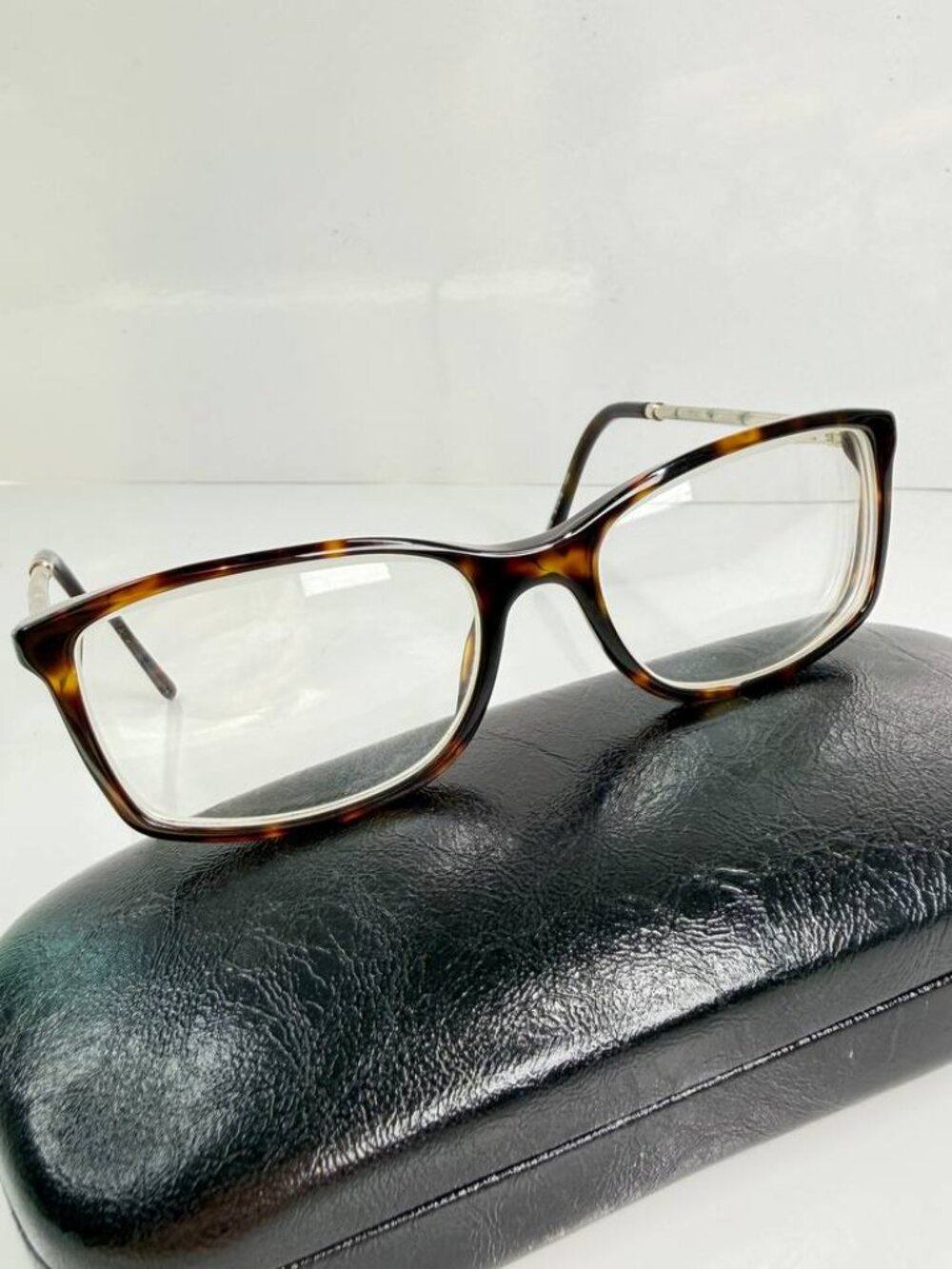 Burberry Tortoiseshell Eyeglasses – Made in Italy